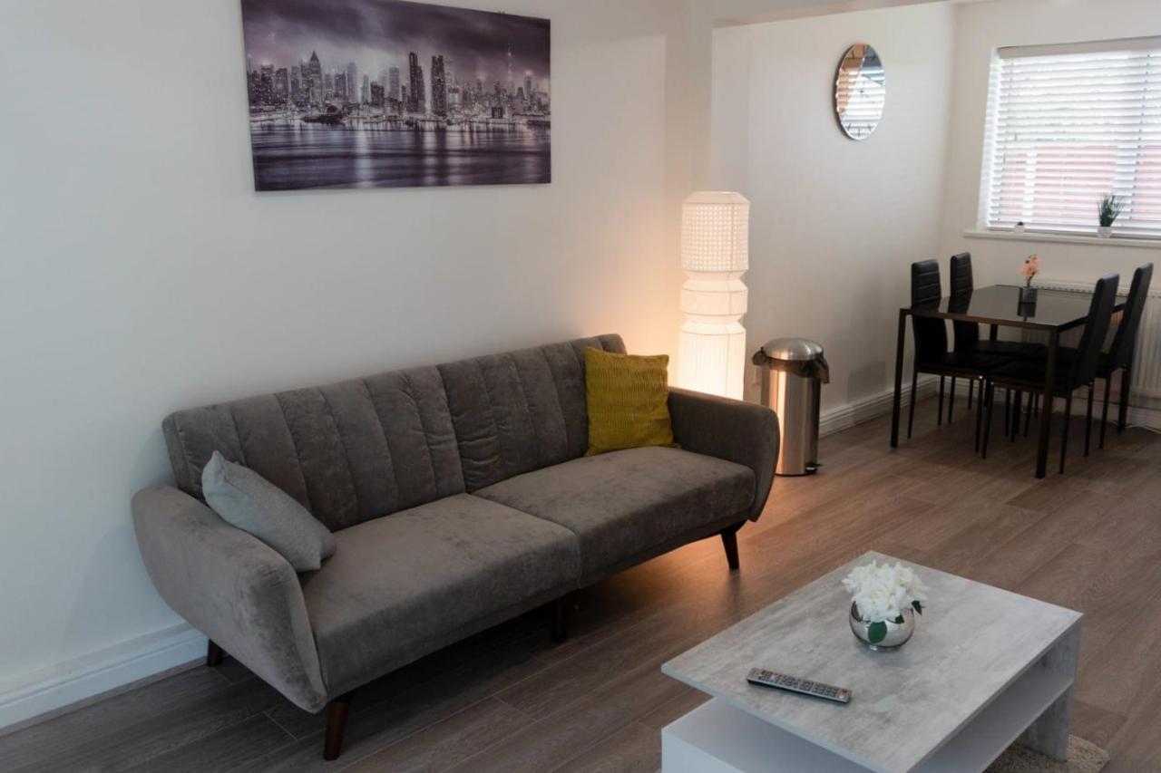 Gorgeous Ground Floor Apartment + Free Parking 曼彻斯特 外观 照片